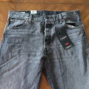 Men’s Levi 501 ButtonFly 93 Straight. NWT. 36x32